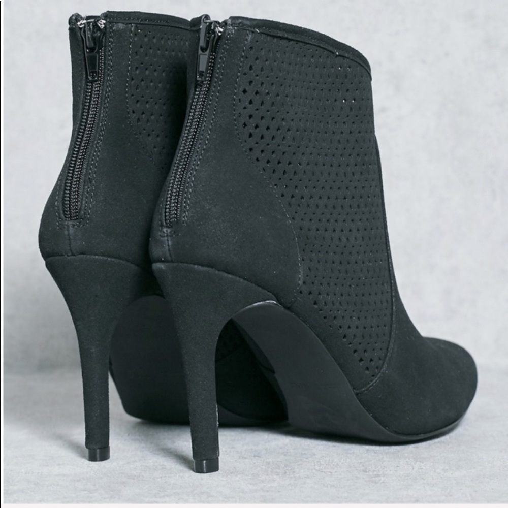 Black Perforated Stiletto Pointy Toe Ankle Booties - Picture 4 of 4